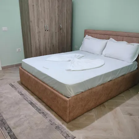 Reardi Hotel Bisht Kamez